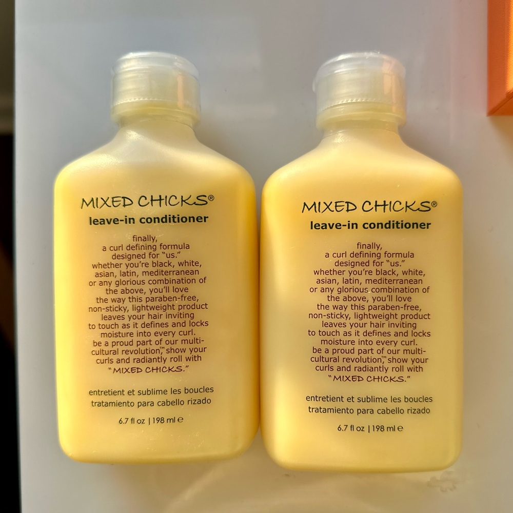 Bundle of two Mixed chicks leave in conditioner